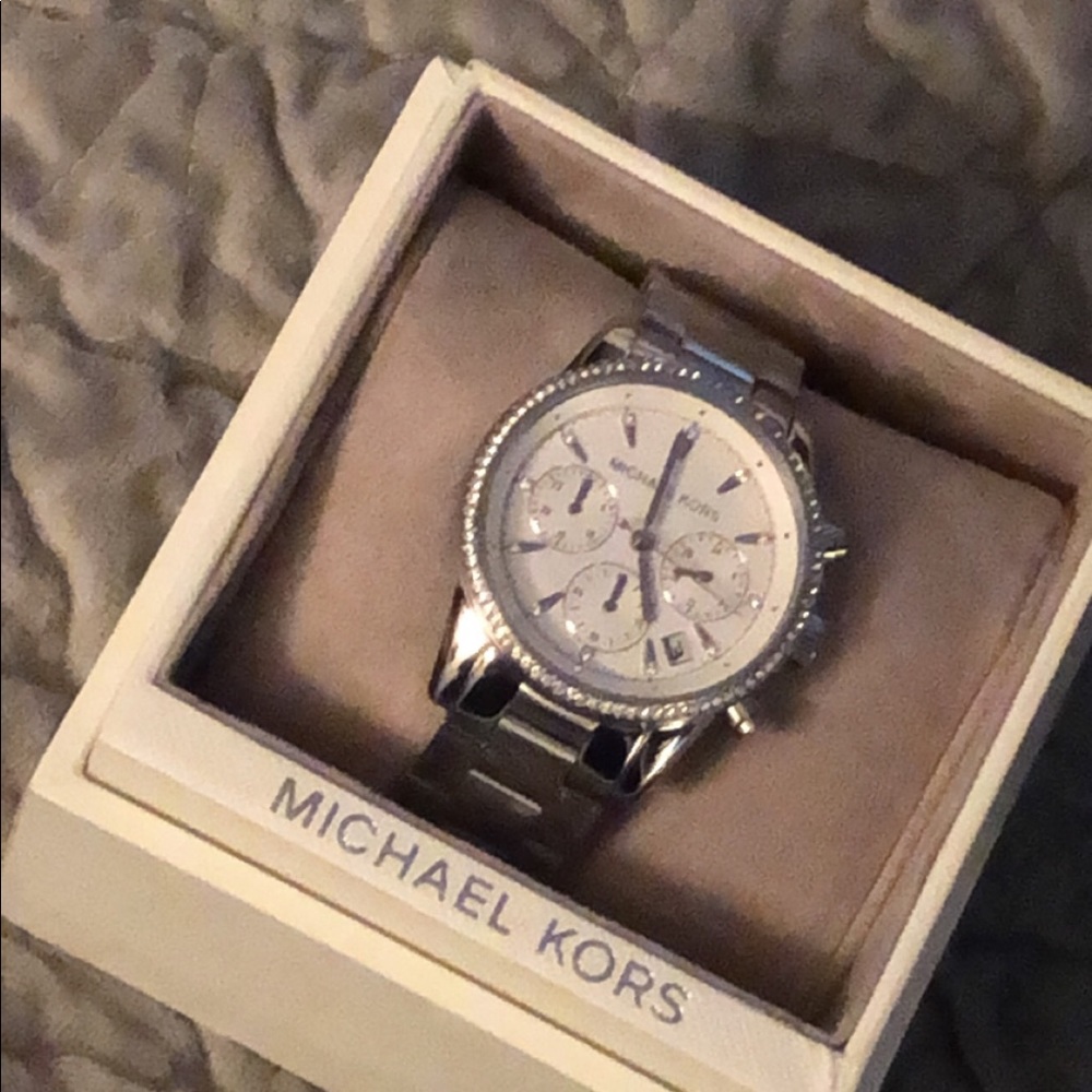 Michael Kors watch brand new never worn